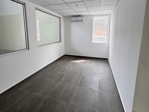 Select | K2B Sublease | Kronos Industrial Park